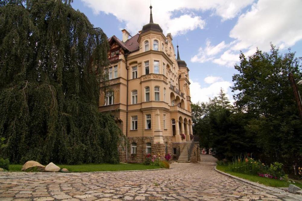 Apartmany Vila Liberty Карловы Вары Экстерьер фото